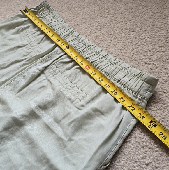 NWT Addition Elle 100% Tencel Lyocell Mint Shorts Size Plus 22 3X - Picture 7 of 8